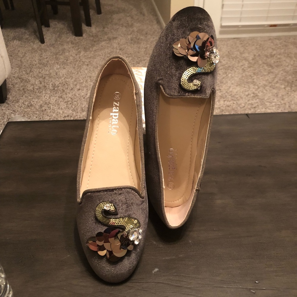 New Velvet brown flat shoes